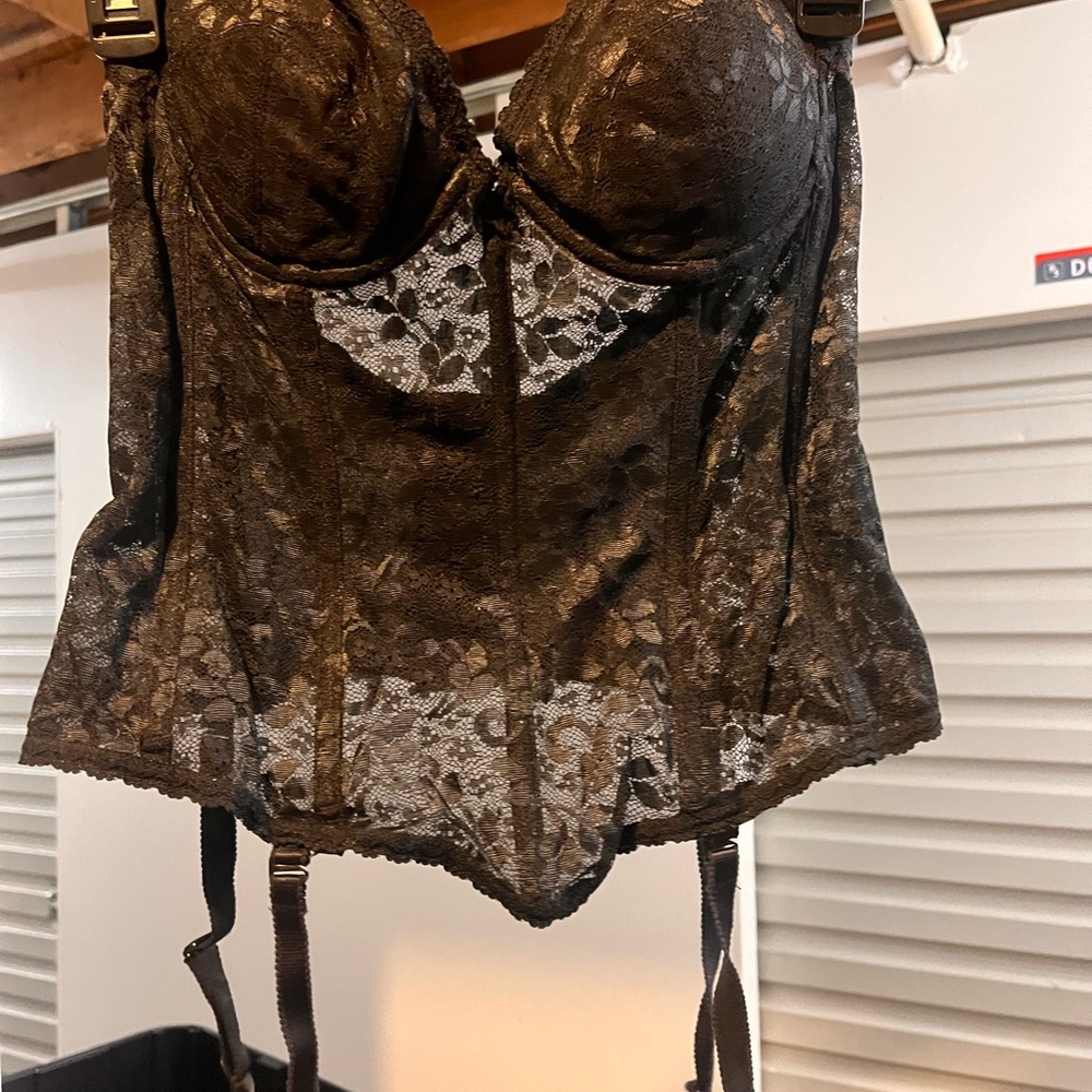 Elegant Black Lace Bustier